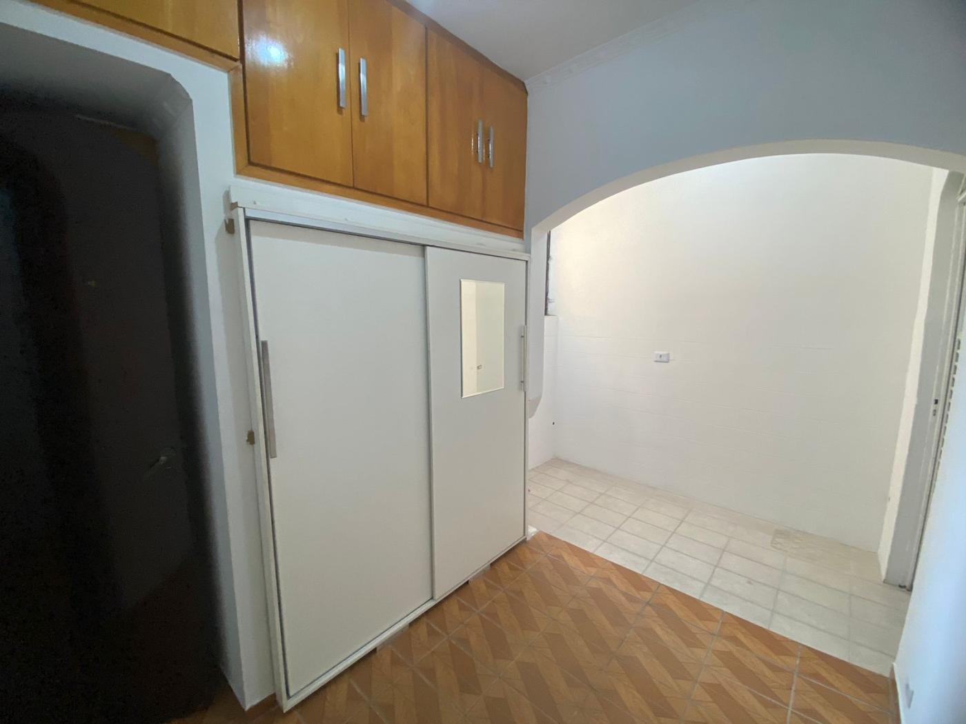 Casa à venda com 2 quartos, 80m² - Foto 15