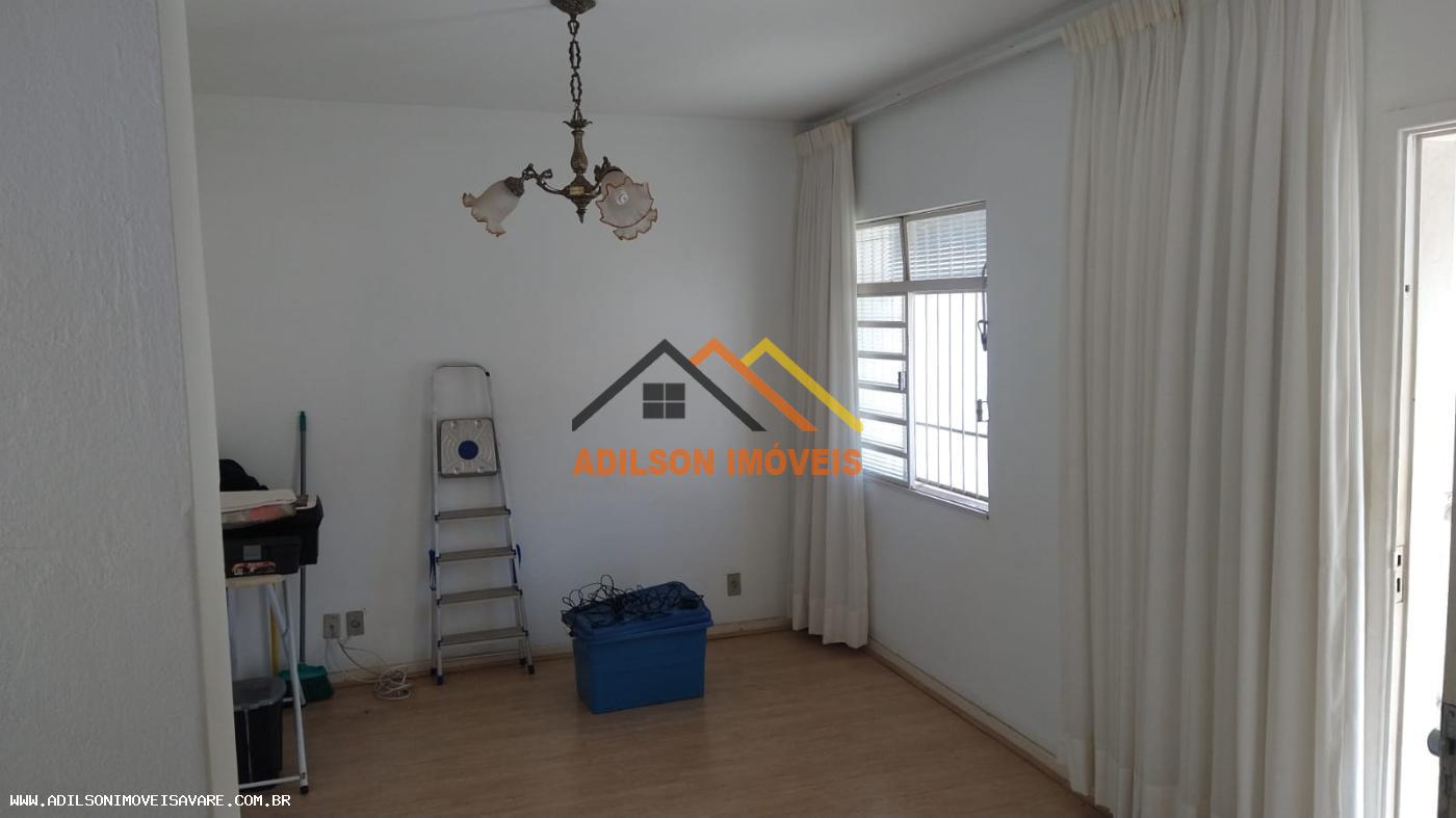 Casa à venda com 3 quartos, 73m² - Foto 4