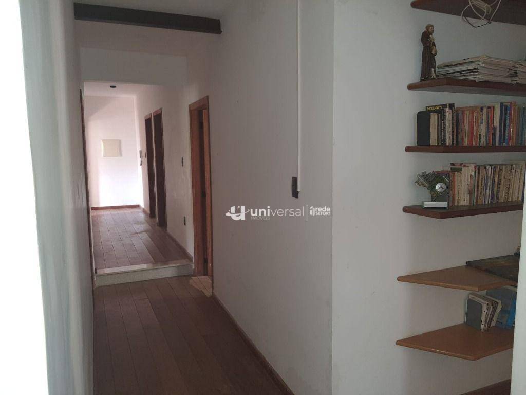 Casa à venda com 4 quartos, 280m² - Foto 10