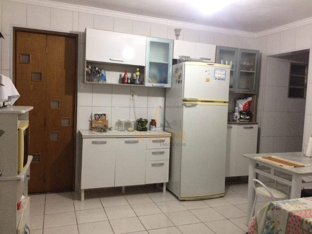 Casa à venda com 2 quartos, 99m² - Foto 10