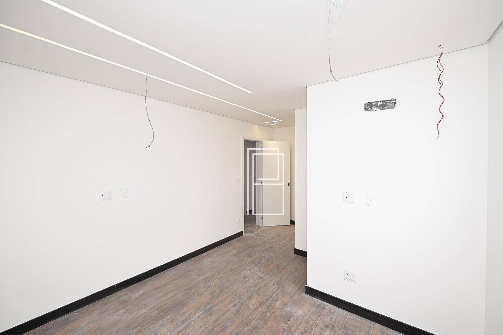 Cobertura à venda com 4 quartos, 210m² - Foto 11