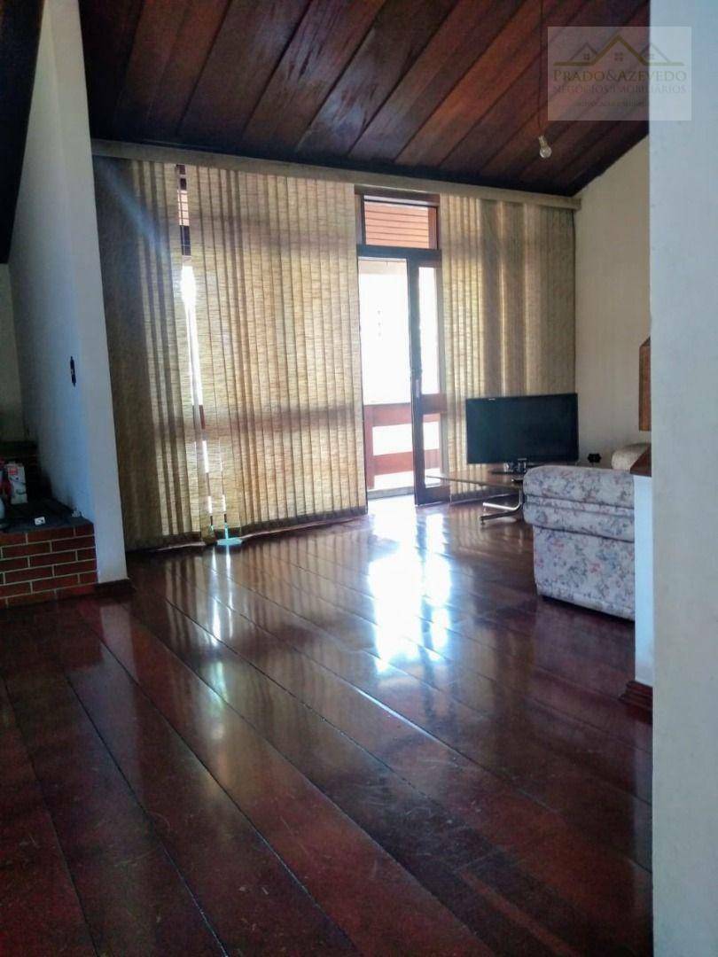 Casa à venda com 5 quartos, 223m² - Foto 5