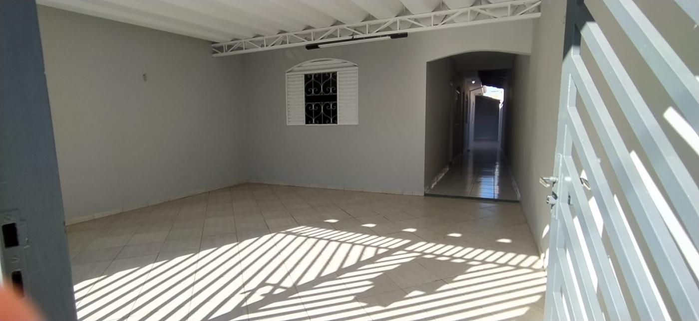 Casa à venda com 2 quartos, 84m² - Foto 2