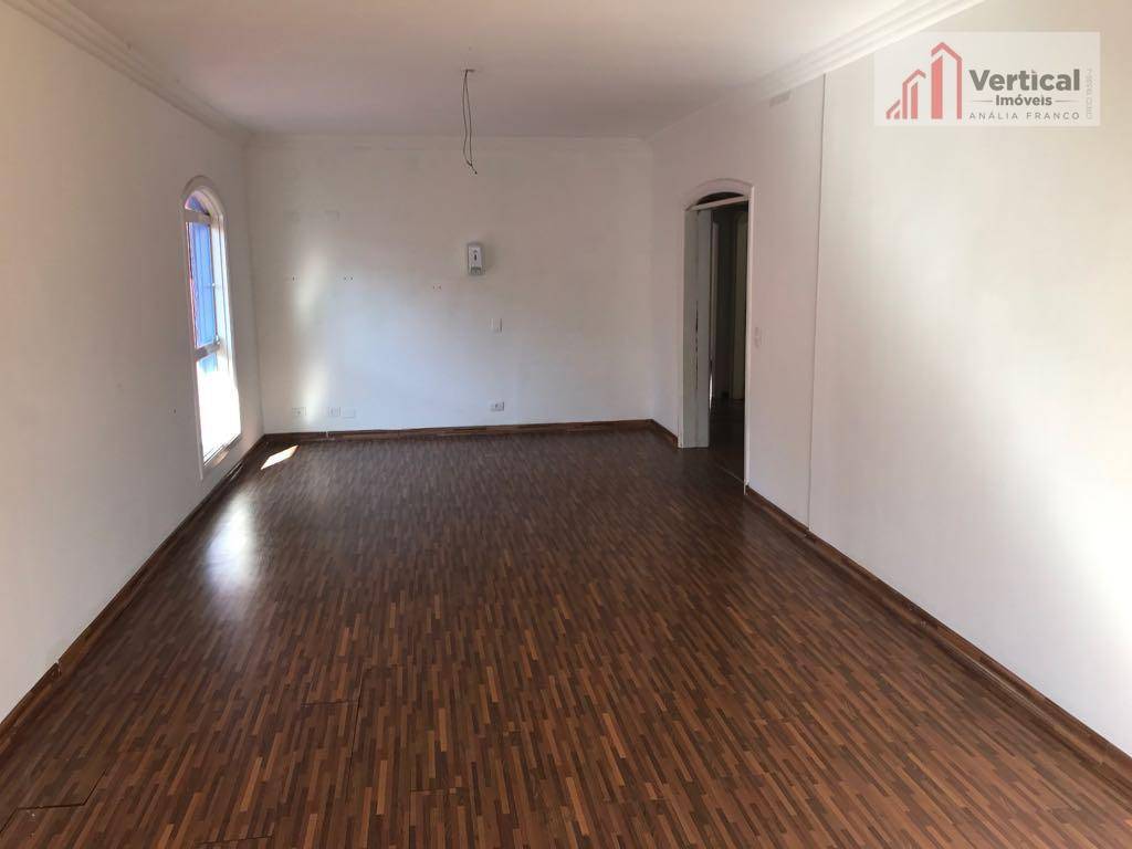 Sobrado para alugar com 4 quartos, 315m² - Foto 3