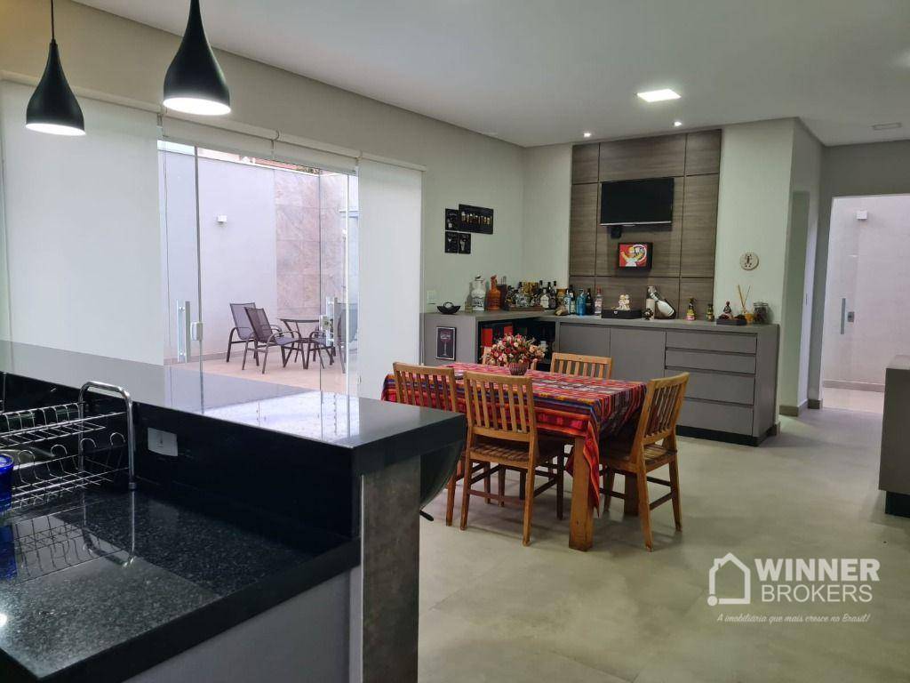 Sobrado, 3 quartos, 270 m² - Foto 3