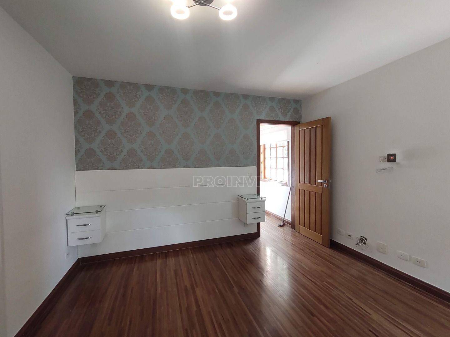 Casa de Condomínio para alugar com 4 quartos, 500m² - Foto 17