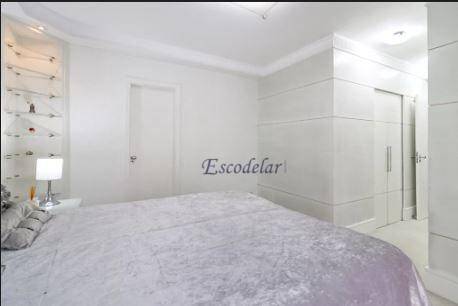 Apartamento para alugar com 3 quartos, 150m² - Foto 17