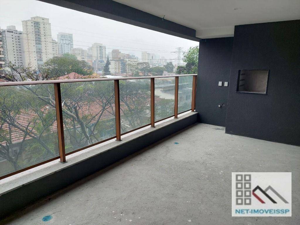 Apartamento à venda com 3 quartos, 110m² - Foto 1