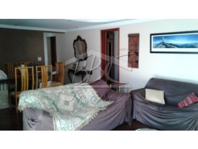 Apartamento à venda com 3 quartos, 150m² - Foto 3