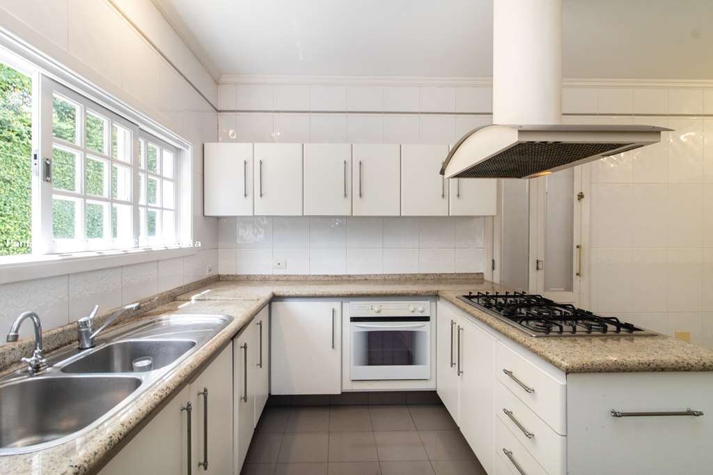 Casa de Condomínio à venda com 3 quartos, 2065m² - Foto 19