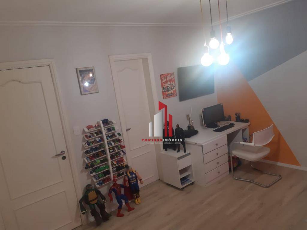 Apartamento à venda com 3 quartos, 160m² - Foto 17