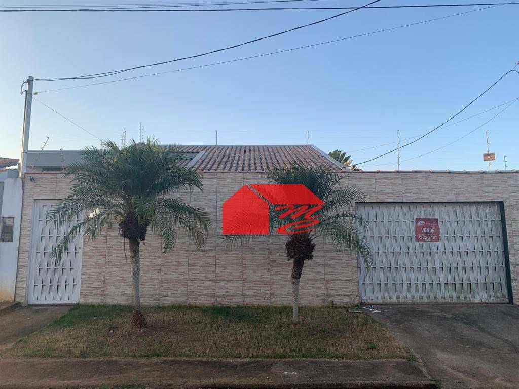 Casa, 2 quartos, 152 m² - Foto 1