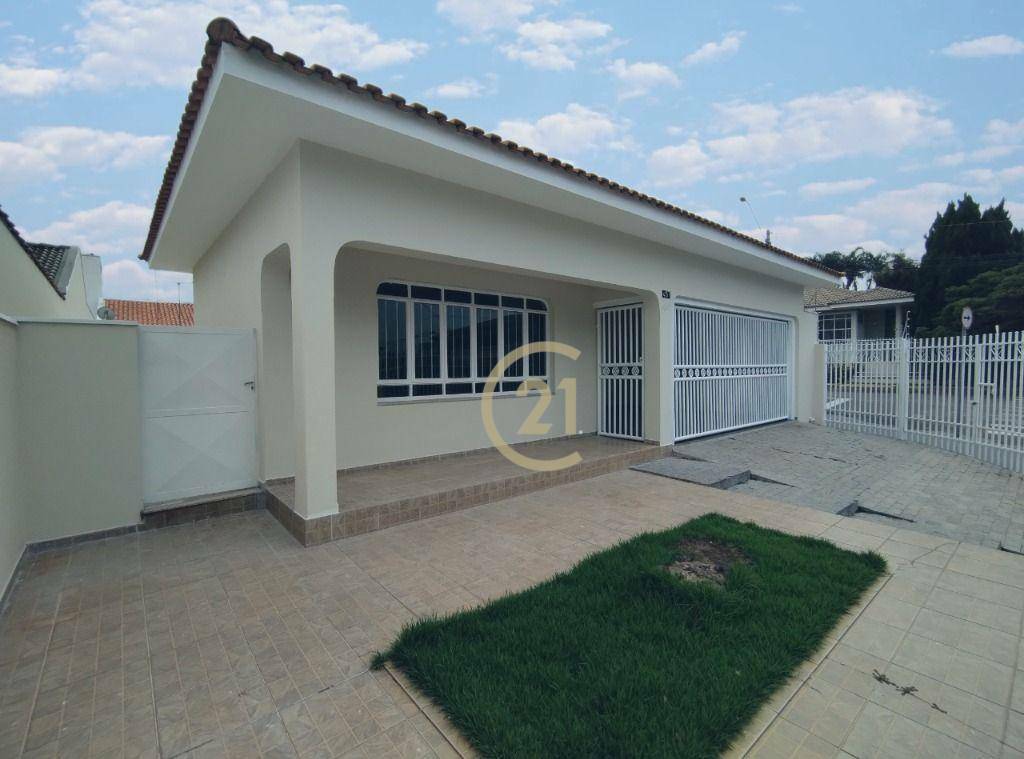 Casa à venda com 4 quartos, 260m² - Foto 1