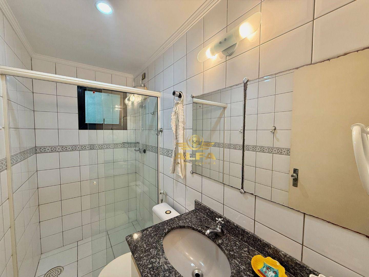 Apartamento à venda com 2 quartos, 70m² - Foto 12