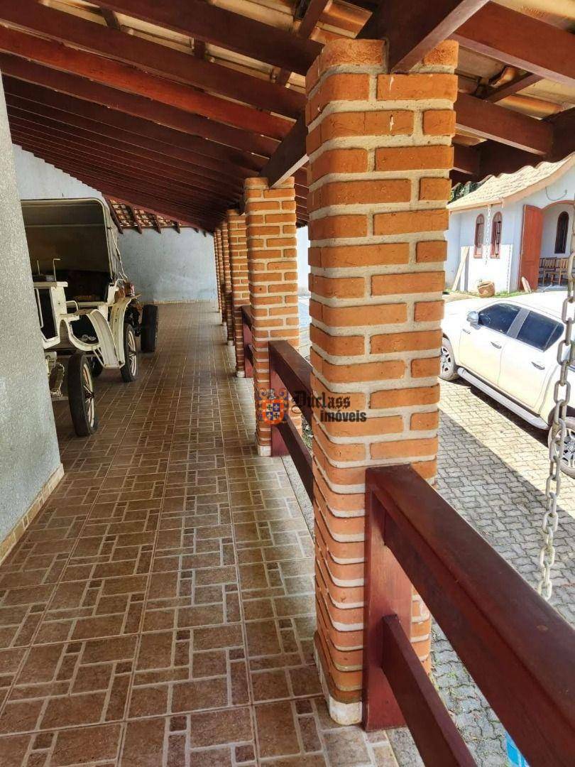 Chácara à venda com 3 quartos, 613m² - Foto 11