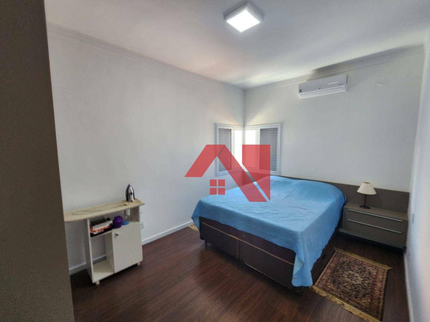 Sobrado à venda com 4 quartos, 240m² - Foto 8