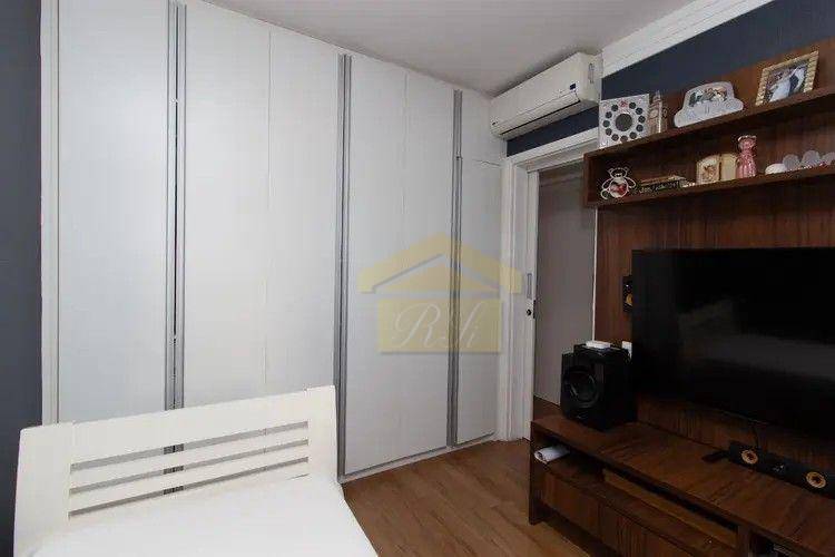 Apartamento à venda com 3 quartos, 95m² - Foto 19