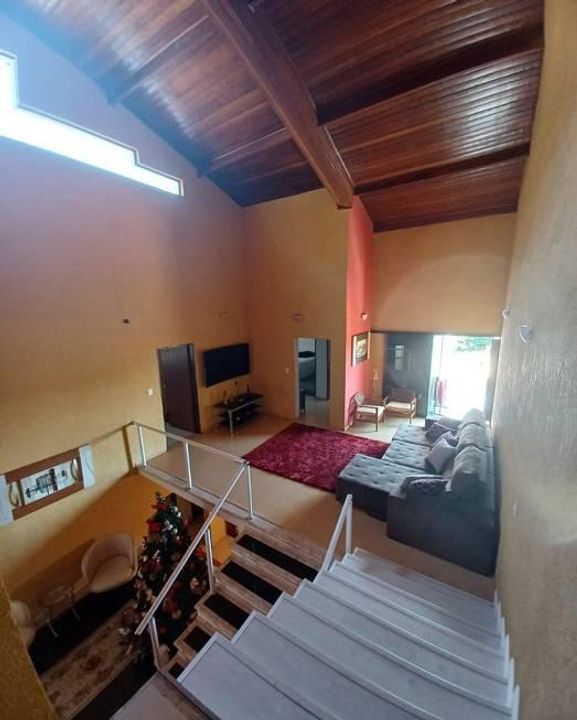 Casa de Condomínio à venda com 4 quartos, 200m² - Foto 4