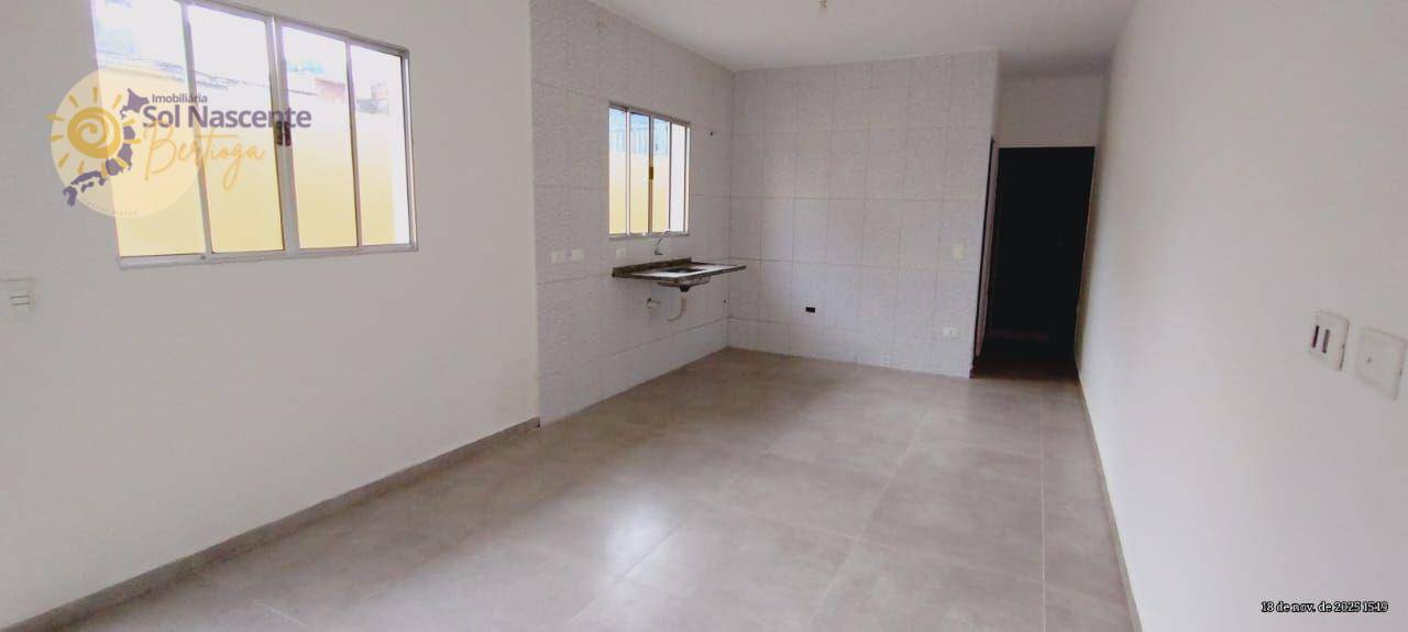 Casa, 2 quartos, 72 m² - Foto 4