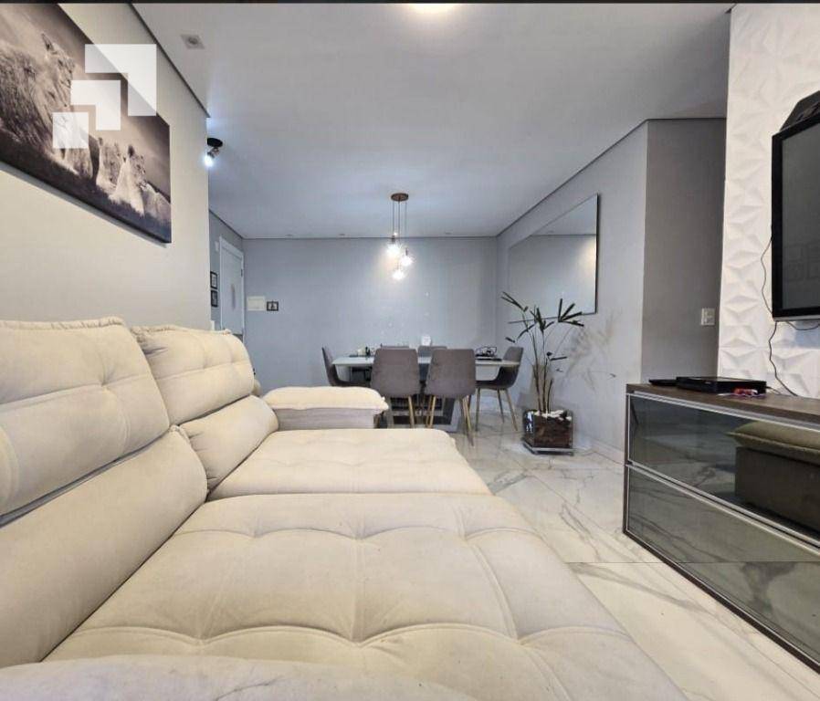 Apartamento à venda e aluguel com 3 quartos, 79m² - Foto 19