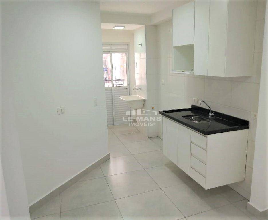 Apartamento à venda com 2 quartos, 66m² - Foto 8