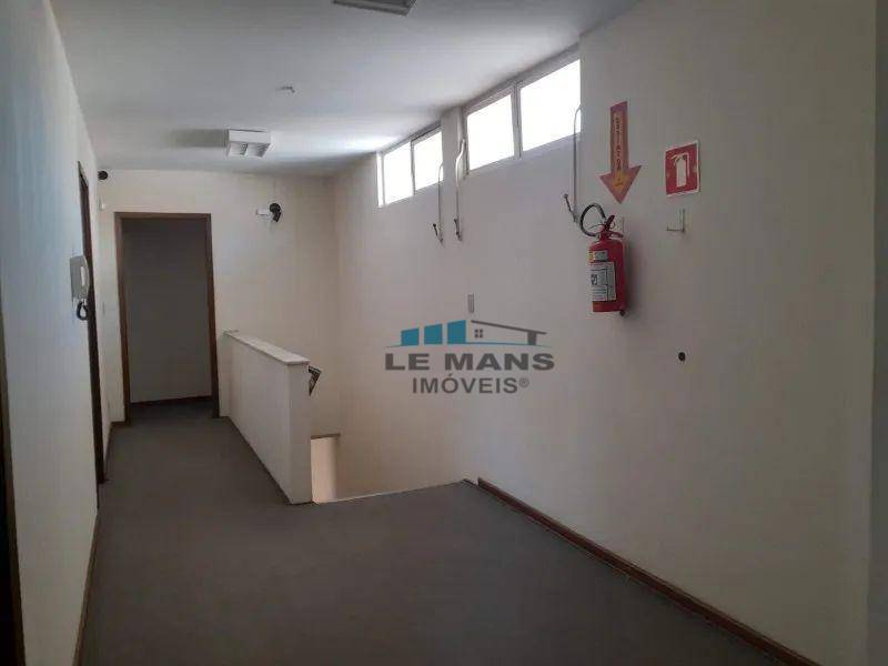 Casa para alugar com 1 quarto, 296m² - Foto 19