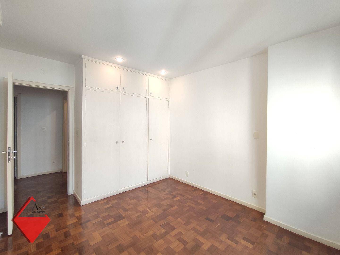 Apartamento à venda com 3 quartos, 222m² - Foto 23