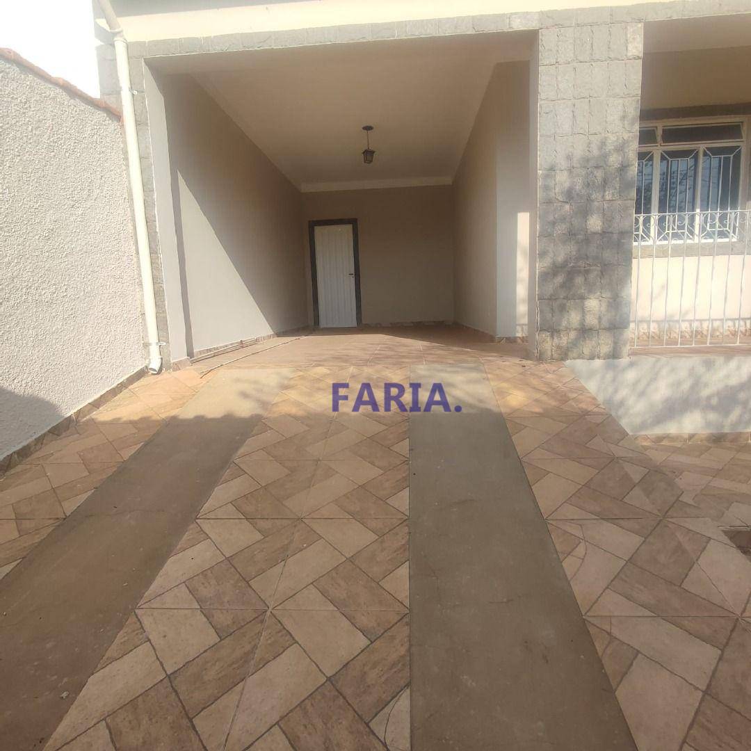 Casa, 3 quartos, 150 m² - Foto 2