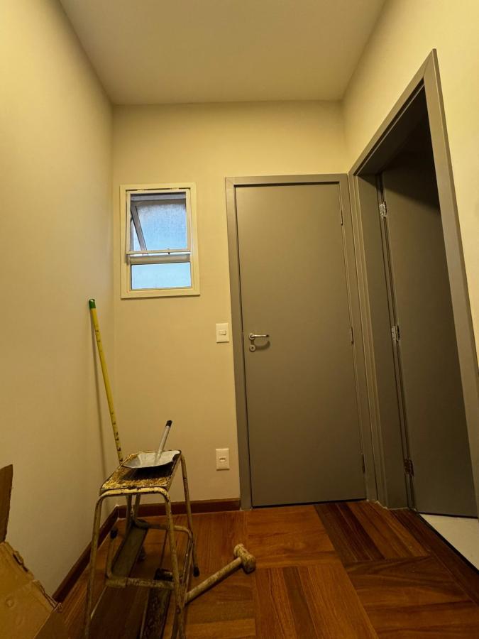 Apartamento para alugar com 3 quartos, 139m² - Foto 12