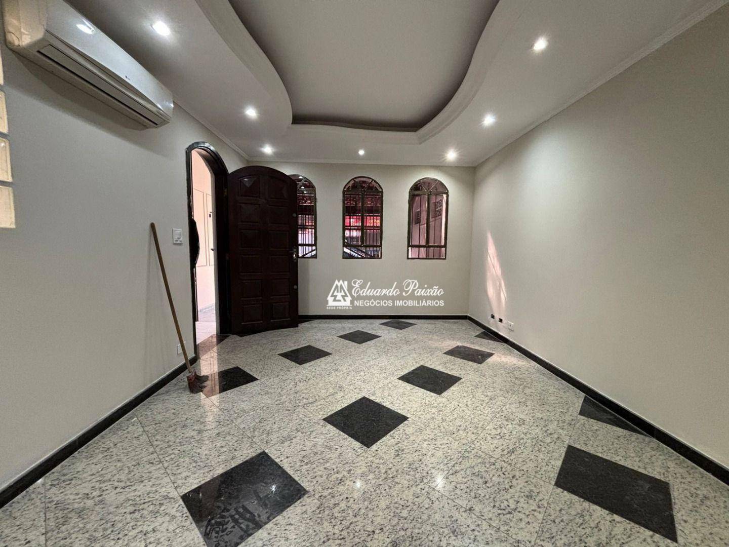 Sobrado à venda com 3 quartos, 131m² - Foto 4