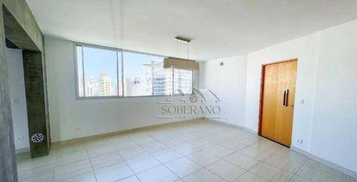 Apartamento à venda com 2 quartos, 105m² - Foto 2