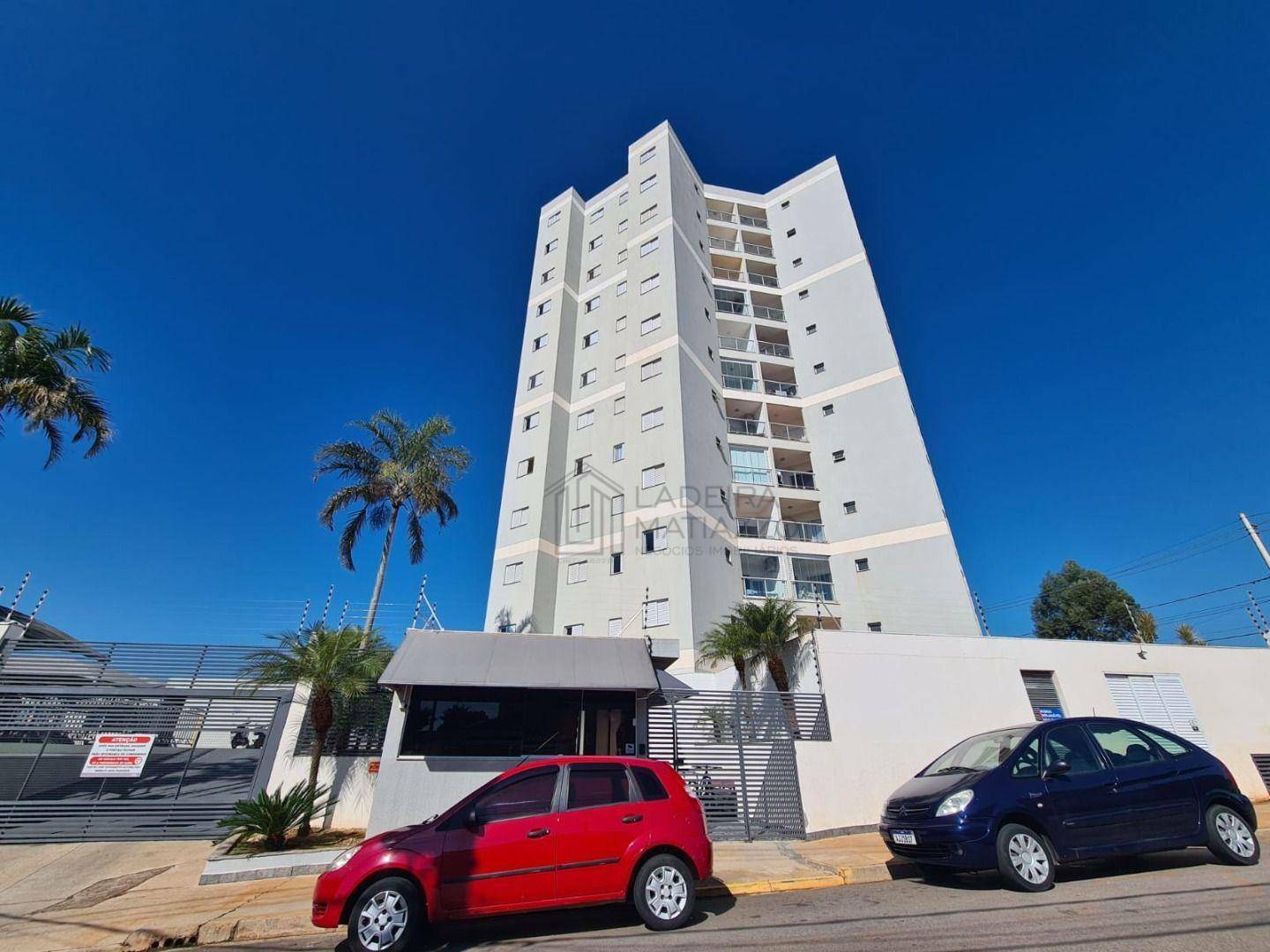 Apartamento para alugar com 2 quartos, 50m² - Foto 11