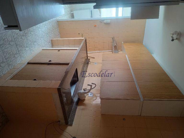 Apartamento à venda com 2 quartos, 70m² - Foto 25