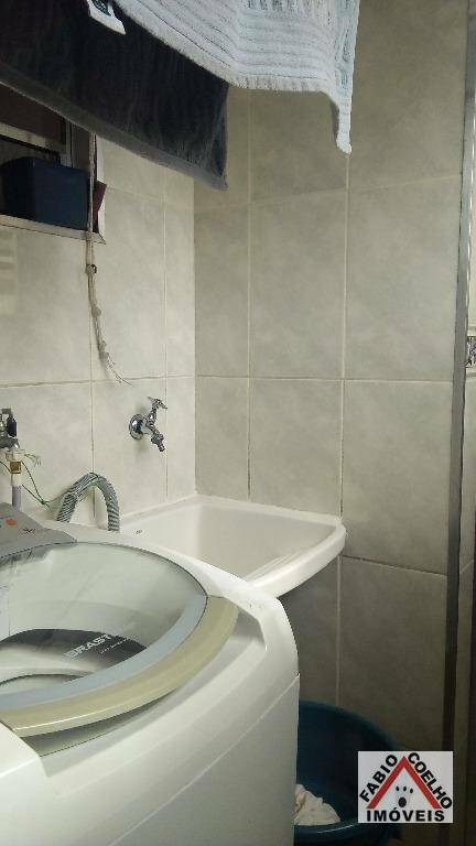 Apartamento à venda com 3 quartos, 76m² - Foto 19