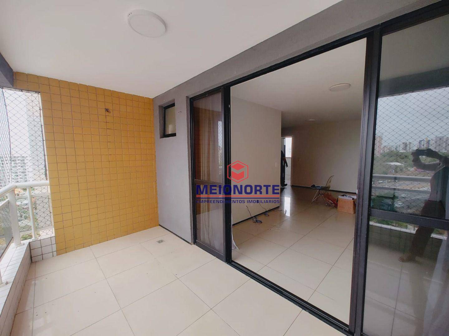 Apartamento para alugar com 3 quartos, 110m² - Foto 25