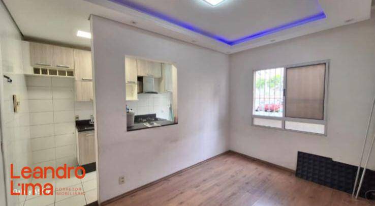 Apartamento à venda com 2 quartos, 45m² - Foto 1