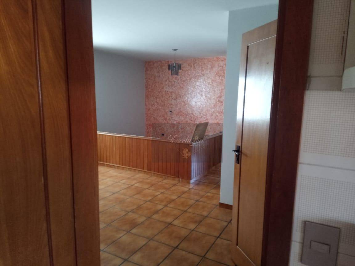 Apartamento à venda com 4 quartos, 237m² - Foto 5