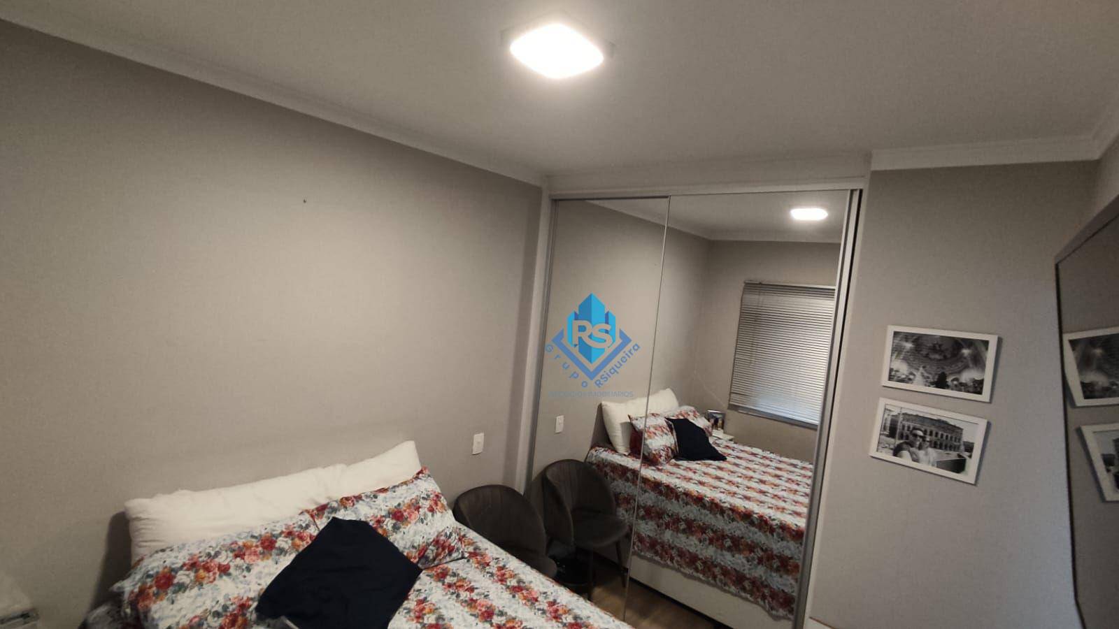 Apartamento à venda com 2 quartos, 60m² - Foto 32