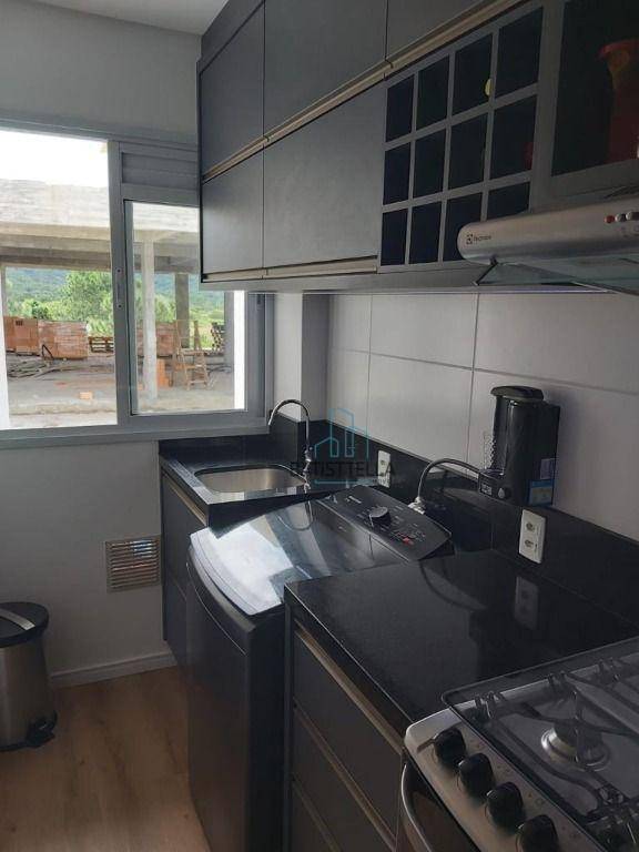 Apartamento à venda com 2 quartos, 68m² - Foto 3