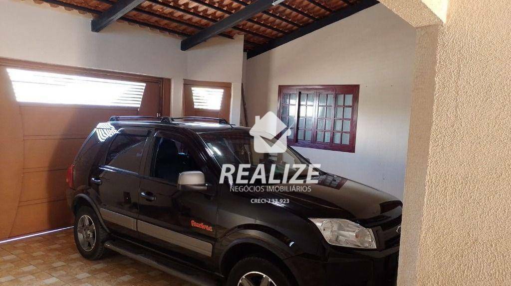 Casa à venda com 2 quartos, 170m² - Foto 41