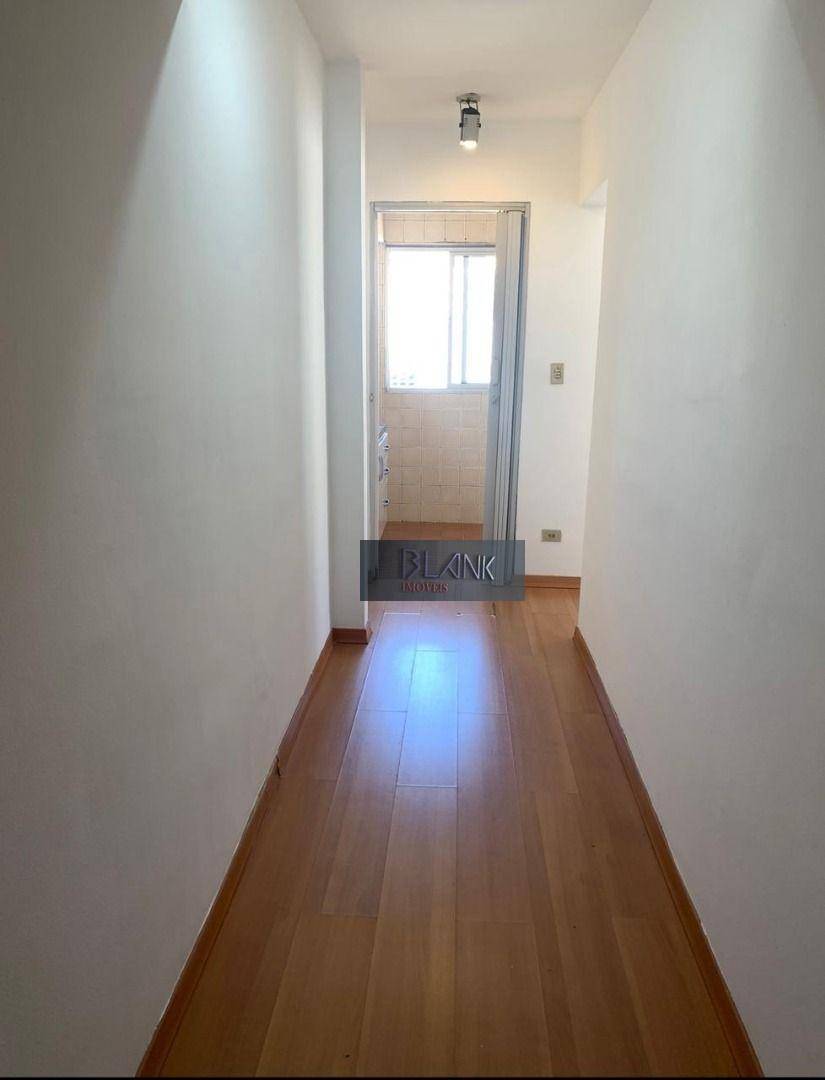 Apartamento à venda com 1 quarto, 38m² - Foto 4