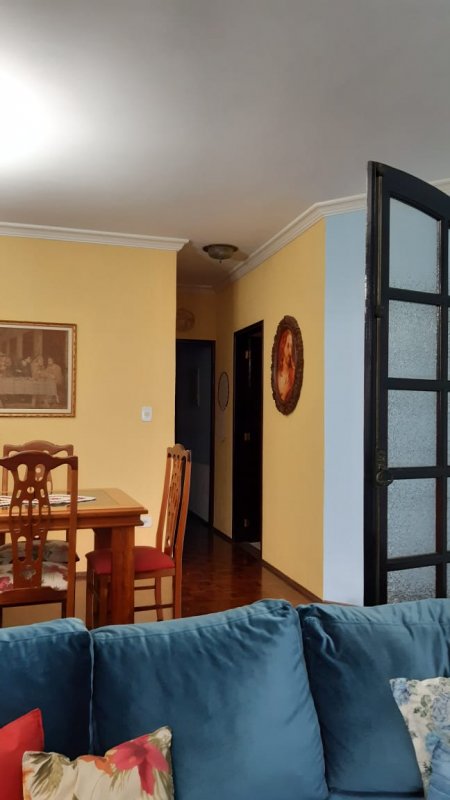 Casa à venda com 3 quartos, 100m² - Foto 4