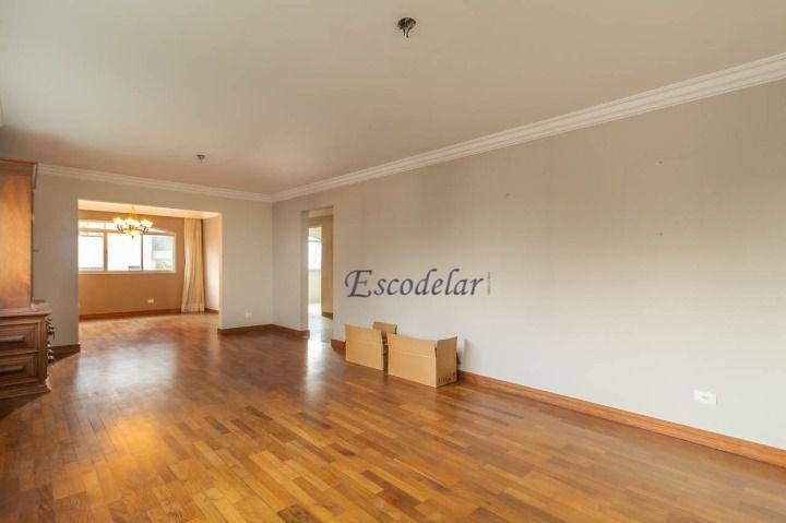 Apartamento à venda com 3 quartos, 204m² - Foto 8