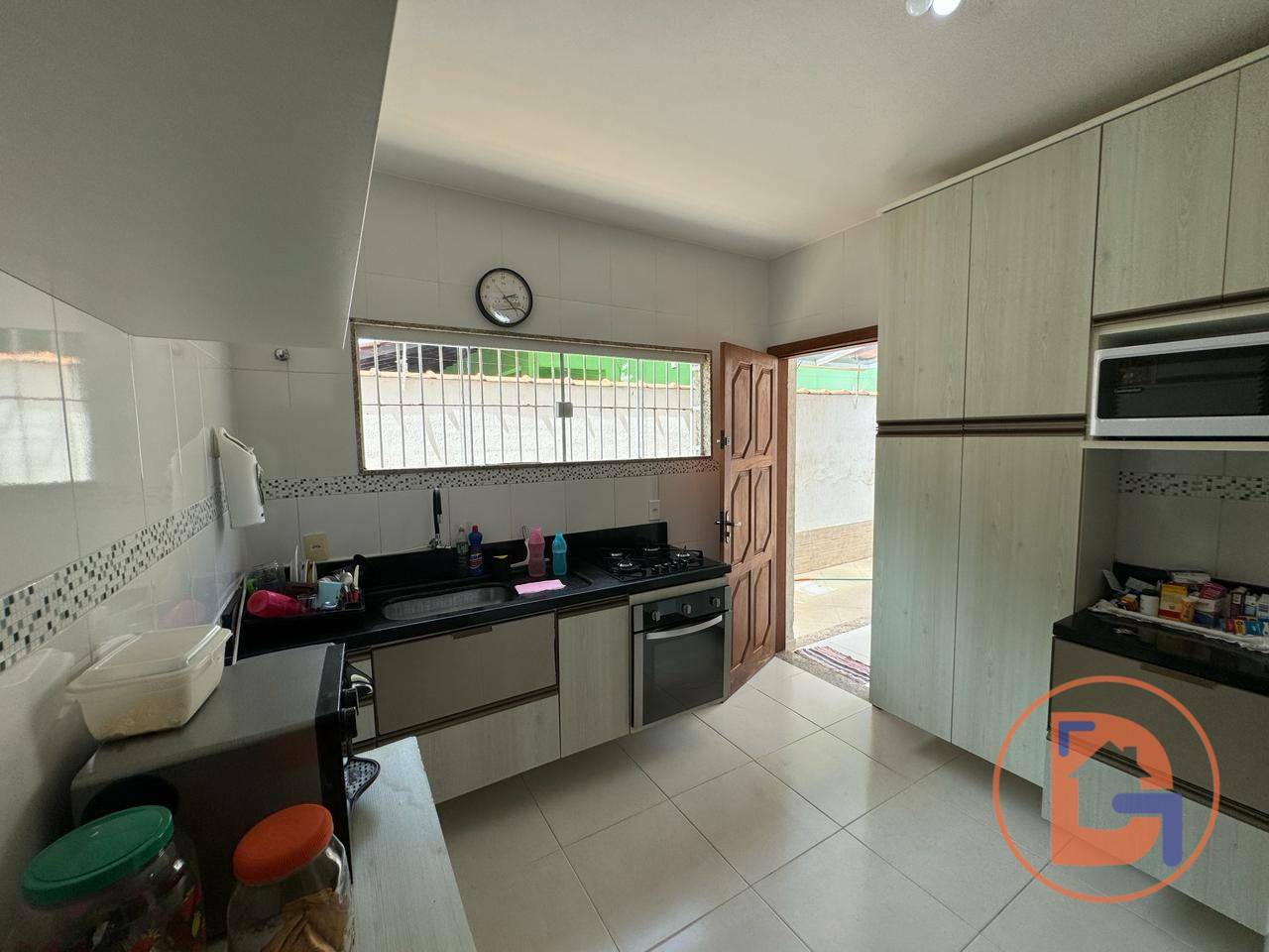 Casa à venda com 4 quartos, 160m² - Foto 13