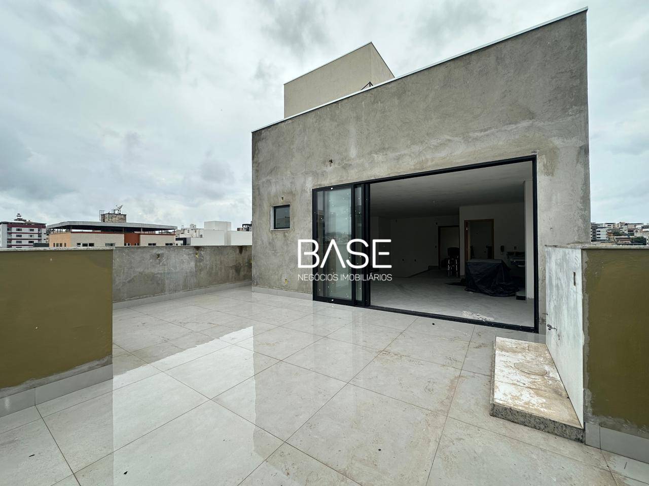 Cobertura, 3 quartos, 200 m² - Foto 1