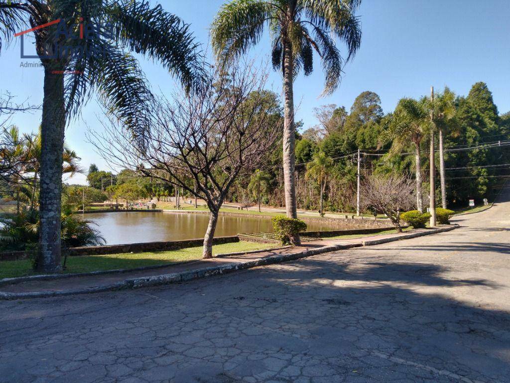 Casa de Condomínio à venda com 3 quartos, 300m² - Foto 81