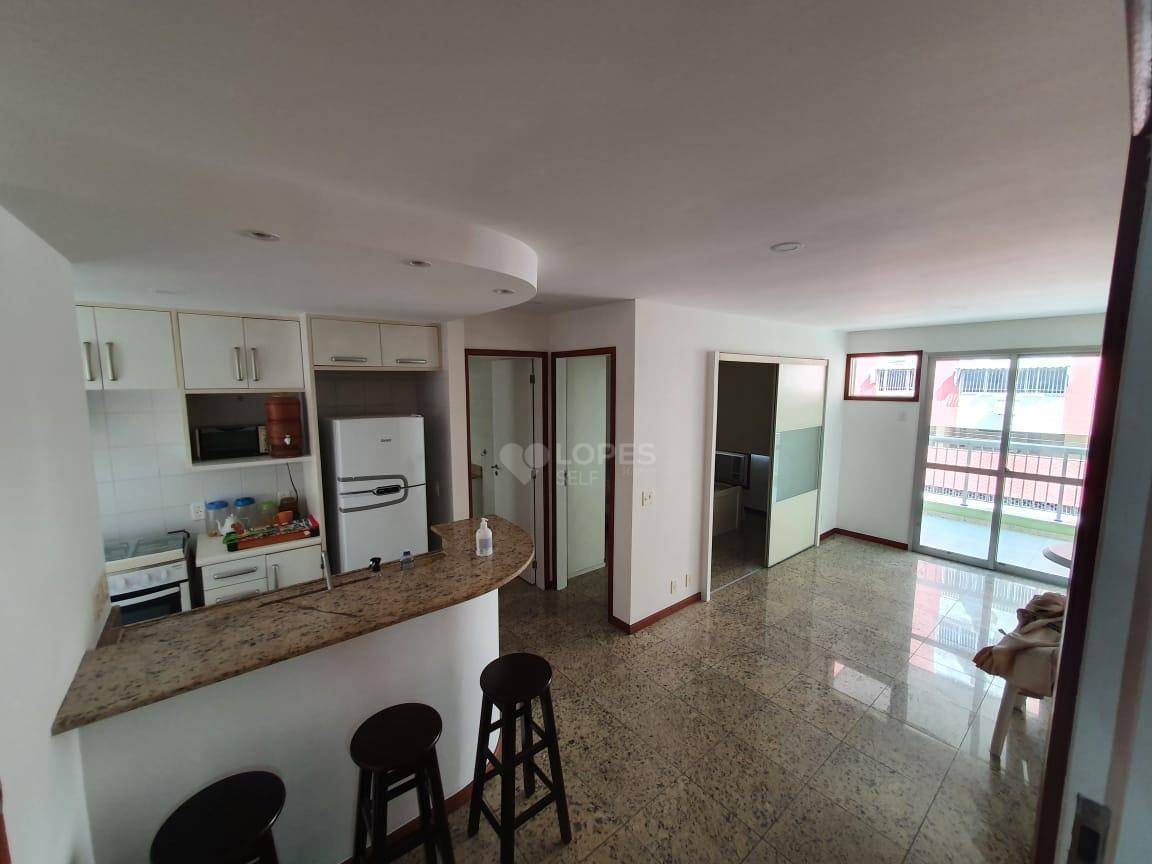 Apartamento à venda com 1 quarto, 50m² - Foto 1