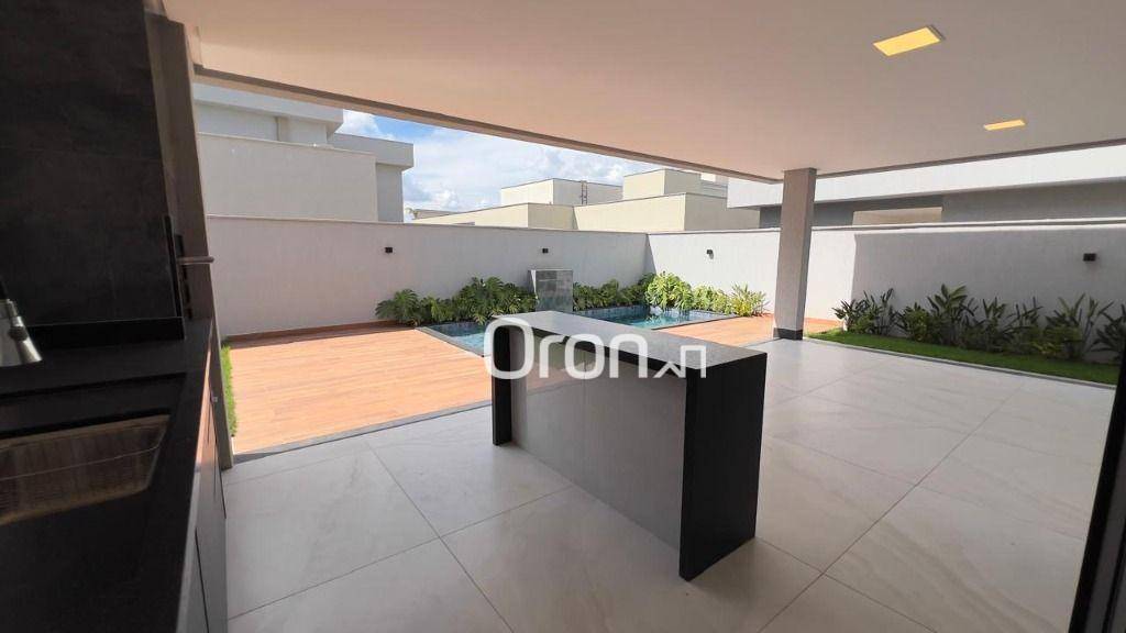 Sobrado à venda com 4 quartos, 270m² - Foto 5