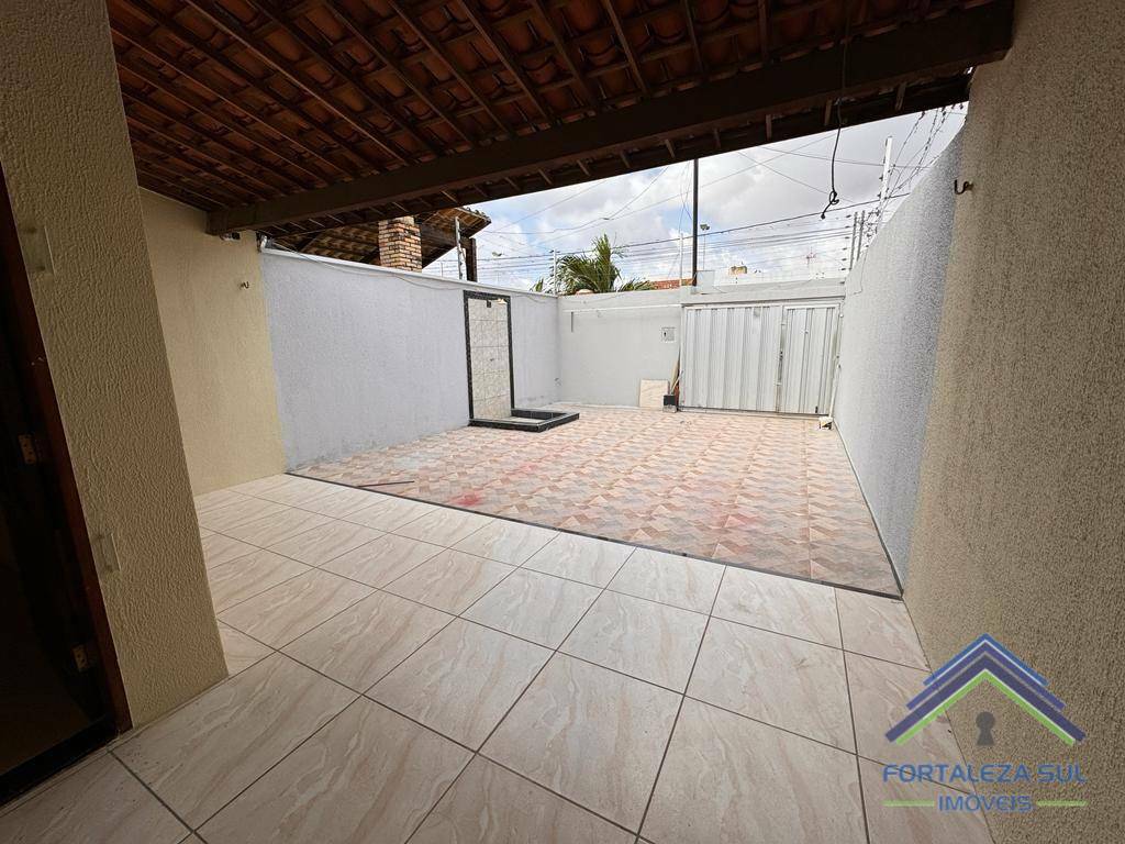 Casa à venda com 3 quartos, 88m² - Foto 20