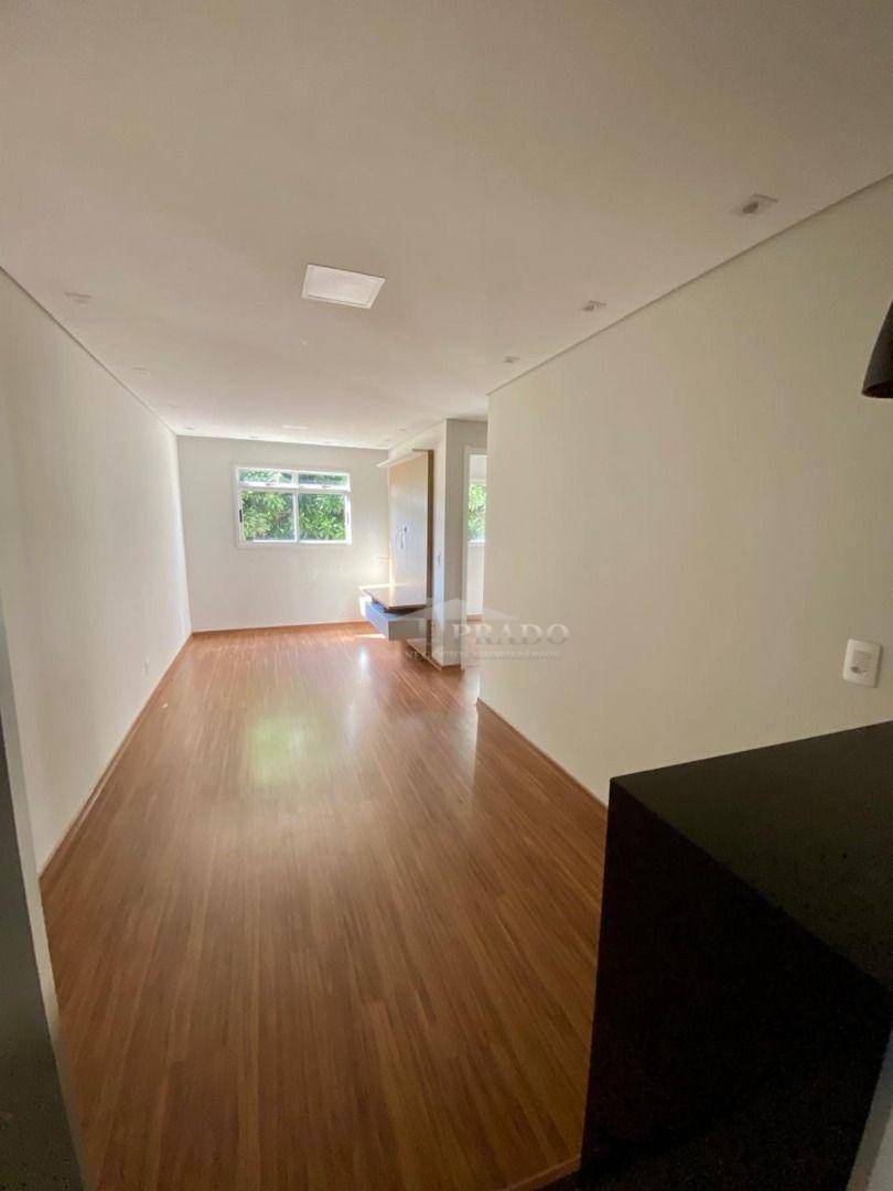 Apartamento à venda com 2 quartos, 44m² - Foto 2